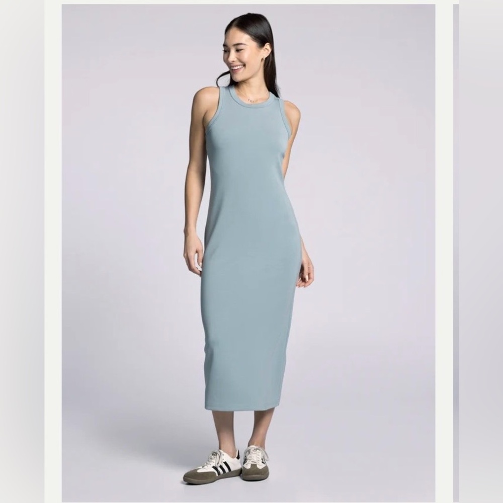 Sleeveless Grey Midi Dress